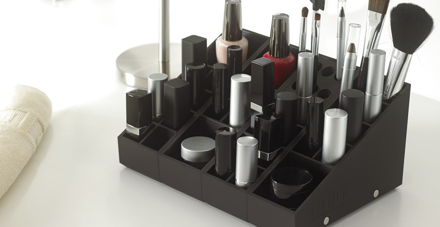 Unique makeup organizers for beauty lovers !